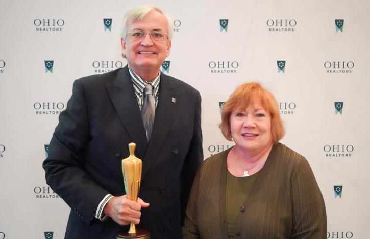 Jeff Owens honored with the 2021 Ohio REALTORS Distinguished Service Award (DSA)