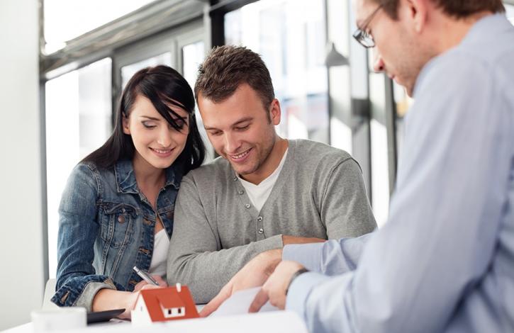 signing_to_buy_a_house